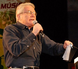 Luis Palau