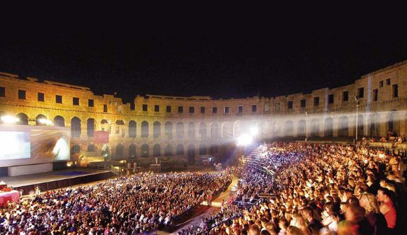 pula colosseum