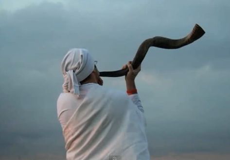 shofar being blown